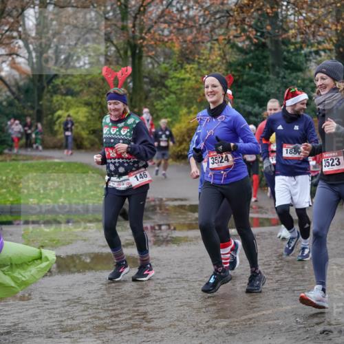 07.12.2025 - St. Pauli X-Mass-Run No. 15 Michael Burmester http://msf.ph/oto/9407861 07.12.2025 11:25:24 Laufen 26, 3524, 188, 3523, 146, 2441 meine-sportfotos.de