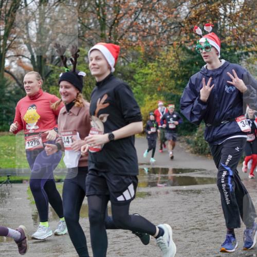 07.12.2025 - St. Pauli X-Mass-Run No. 15 Michael Burmester http://msf.ph/oto/9407891 07.12.2025 11:25:27 Laufen 201, 82, 1276, 441 meine-sportfotos.de