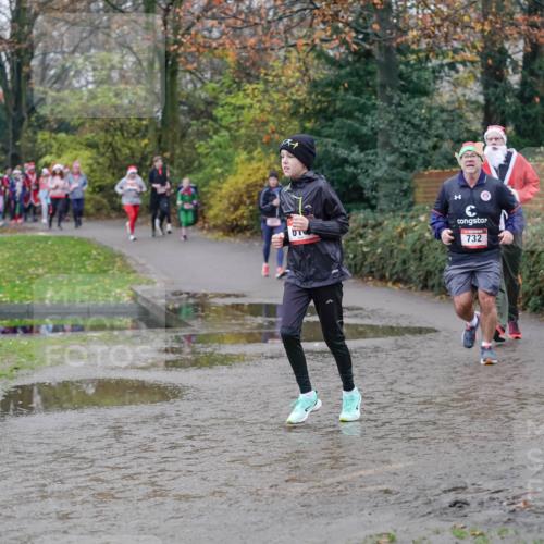 07.12.2025 - St. Pauli X-Mass-Run No. 15 Michael Burmester http://msf.ph/oto/9407945 07.12.2025 11:25:32 Laufen 732 meine-sportfotos.de
