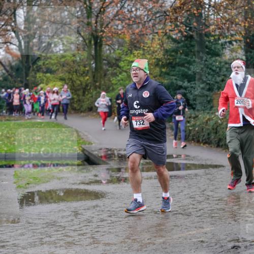 07.12.2025 - St. Pauli X-Mass-Run No. 15 Michael Burmester http://msf.ph/oto/9407972 07.12.2025 11:25:34 Laufen 8, 732, 200 meine-sportfotos.de