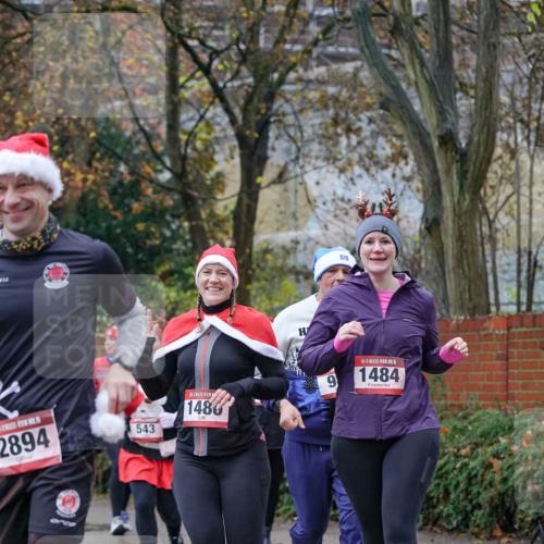 07.12.2025 - St. Pauli X-Mass-Run No. 15 Michael Burmester http://msf.ph/oto/9407976 07.12.2025 09:43:01 Laufen 2894, 543, 1486, 15, 1484 meine-sportfotos.de