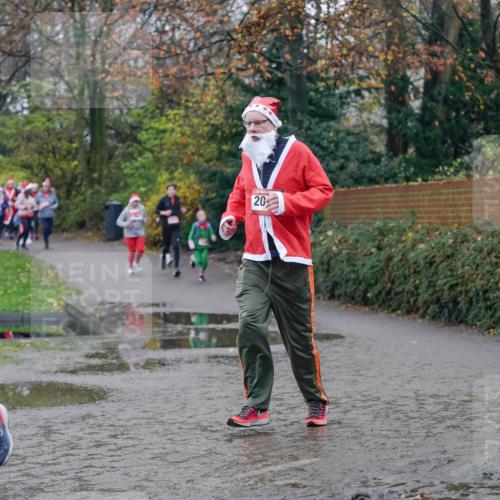 07.12.2025 - St. Pauli X-Mass-Run No. 15 Michael Burmester http://msf.ph/oto/9407981 07.12.2025 11:25:34 Laufen 732, 20 meine-sportfotos.de