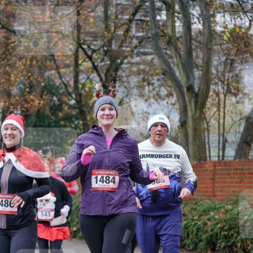 07.12.2025 - St. Pauli X-Mass-Run No. 15 Michael Burmester http://msf.ph/oto/9407986 07.12.2025 09:43:02 Laufen 15, 486, 543, 15, 1484 meine-sportfotos.de