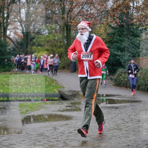07.12.2025 - St. Pauli X-Mass-Run No. 15 Michael Burmester http://msf.ph/oto/9407996 07.12.2025 11:25:35 Laufen 5, 2097 meine-sportfotos.de