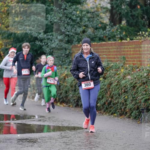 07.12.2025 - St. Pauli X-Mass-Run No. 15 Michael Burmester http://msf.ph/oto/9408008 07.12.2025 11:25:37 Laufen 1474, 1471, 360 meine-sportfotos.de