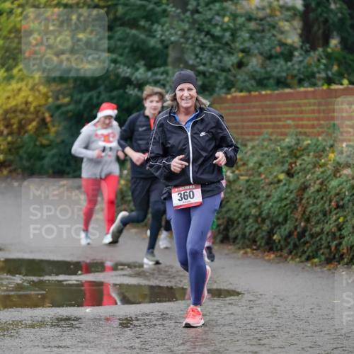 07.12.2025 - St. Pauli X-Mass-Run No. 15 Michael Burmester http://msf.ph/oto/9408014 07.12.2025 11:25:38 Laufen 5, 360 meine-sportfotos.de