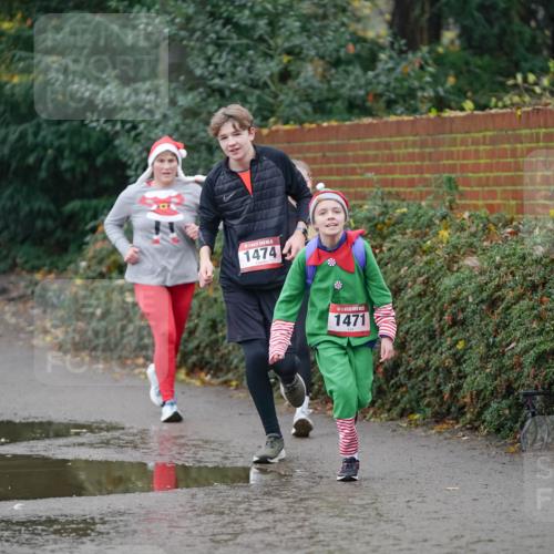07.12.2025 - St. Pauli X-Mass-Run No. 15 Michael Burmester http://msf.ph/oto/9408020 07.12.2025 11:25:39 Laufen 1474, 1471 meine-sportfotos.de