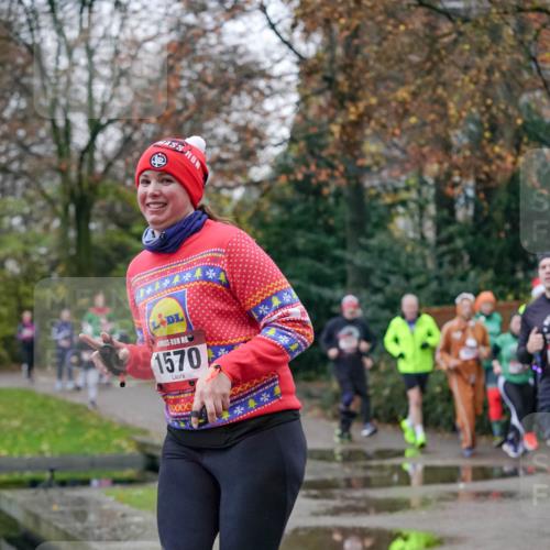 07.12.2025 - St. Pauli X-Mass-Run No. 15 Michael Burmester http://msf.ph/oto/9408028 07.12.2025 09:43:06 Laufen 1570 meine-sportfotos.de