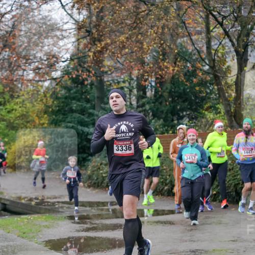 07.12.2025 - St. Pauli X-Mass-Run No. 15 Michael Burmester http://msf.ph/oto/9408034 07.12.2025 09:43:06 Laufen 5, 3336, 1522, 3417, 1447 meine-sportfotos.de