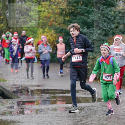 07.12.2025 - St. Pauli X-Mass-Run No. 15 Michael Burmester http://msf.ph/oto/9408041 07.12.2025 11:25:40 Laufen 1474, 1471, 1597 meine-sportfotos.de