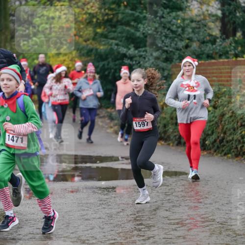 07.12.2025 - St. Pauli X-Mass-Run No. 15 Michael Burmester http://msf.ph/oto/9408053 07.12.2025 11:25:41 Laufen 147, 1471, 1597 meine-sportfotos.de