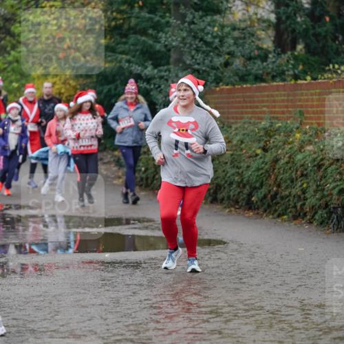 07.12.2025 - St. Pauli X-Mass-Run No. 15 Michael Burmester http://msf.ph/oto/9408065 07.12.2025 11:25:42 Laufen 1597, 1132 meine-sportfotos.de