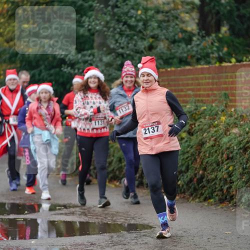 07.12.2025 - St. Pauli X-Mass-Run No. 15 Michael Burmester http://msf.ph/oto/9408086 07.12.2025 11:25:44 Laufen 98, 1132, 2137 meine-sportfotos.de