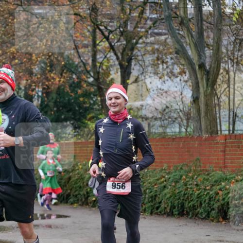 07.12.2025 - St. Pauli X-Mass-Run No. 15 Michael Burmester http://msf.ph/oto/9408090 07.12.2025 09:43:13 Laufen 956 meine-sportfotos.de
