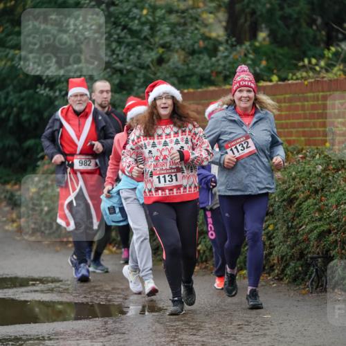 07.12.2025 - St. Pauli X-Mass-Run No. 15 Michael Burmester http://msf.ph/oto/9408101 07.12.2025 11:25:46 Laufen 2778, 982, 202, 15, 1131, 15, 1132 meine-sportfotos.de