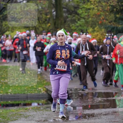 07.12.2025 - St. Pauli X-Mass-Run No. 15 Michael Burmester http://msf.ph/oto/9408116 07.12.2025 11:25:47 Laufen 3778, 271 meine-sportfotos.de