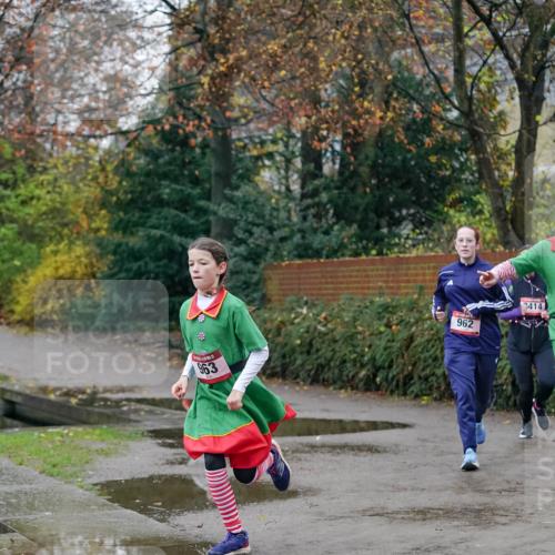 07.12.2025 - St. Pauli X-Mass-Run No. 15 Michael Burmester http://msf.ph/oto/9408120 07.12.2025 09:43:16 Laufen 963, 962, 2414 meine-sportfotos.de