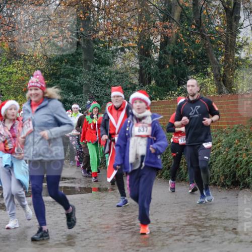 07.12.2025 - St. Pauli X-Mass-Run No. 15 Michael Burmester http://msf.ph/oto/9408140 07.12.2025 11:25:50 Laufen 1131, 637, 2100, 16 meine-sportfotos.de
