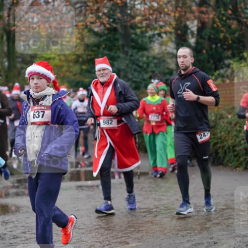 07.12.2025 - St. Pauli X-Mass-Run No. 15 Michael Burmester http://msf.ph/oto/9408152 07.12.2025 11:25:51 Laufen 5, 637, 982, 243, 1602 meine-sportfotos.de