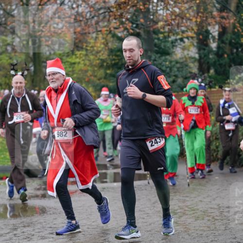 07.12.2025 - St. Pauli X-Mass-Run No. 15 Michael Burmester http://msf.ph/oto/9408161 07.12.2025 11:25:52 Laufen 202, 5, 982, 243, 778, 2782, 1602 meine-sportfotos.de