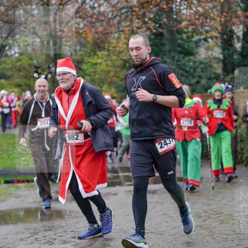 07.12.2025 - St. Pauli X-Mass-Run No. 15 Michael Burmester http://msf.ph/oto/9408164 07.12.2025 11:25:52 Laufen 2027, 15, 982, 243, 2778, 2782, 2025, 1602 meine-sportfotos.de