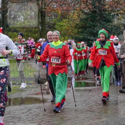 07.12.2025 - St. Pauli X-Mass-Run No. 15 Michael Burmester http://msf.ph/oto/9408185 07.12.2025 11:25:55 Laufen 2108, 2263, 5, 2778, 2344, 2782, 650, 202 meine-sportfotos.de