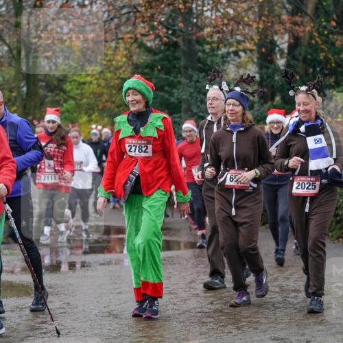 07.12.2025 - St. Pauli X-Mass-Run No. 15 Michael Burmester http://msf.ph/oto/9408197 07.12.2025 11:25:55 Laufen 15, 2778, 2111, 15, 2782, 65, 15, 2025 meine-sportfotos.de