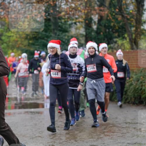 07.12.2025 - St. Pauli X-Mass-Run No. 15 Michael Burmester http://msf.ph/oto/9408221 07.12.2025 11:25:57 Laufen 5, 2025, 644, 2346 meine-sportfotos.de
