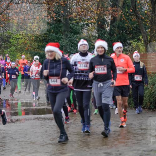 07.12.2025 - St. Pauli X-Mass-Run No. 15 Michael Burmester http://msf.ph/oto/9408227 07.12.2025 11:25:57 Laufen 4601, 442, 196, 644, 2344, 2346, 3913 meine-sportfotos.de