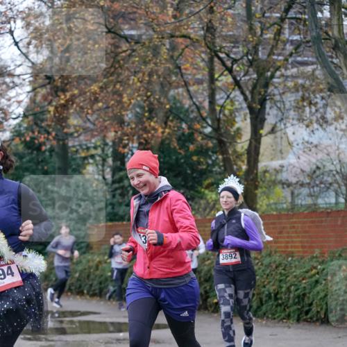07.12.2025 - St. Pauli X-Mass-Run No. 15 Michael Burmester http://msf.ph/oto/9408247 07.12.2025 09:43:30 Laufen 94, 3, 3892 meine-sportfotos.de