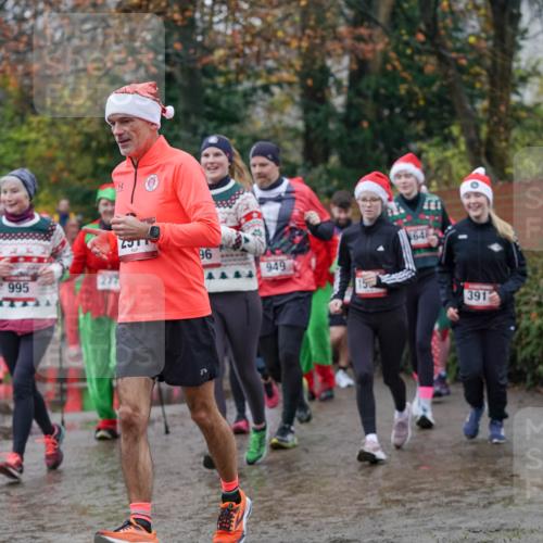 07.12.2025 - St. Pauli X-Mass-Run No. 15 Michael Burmester http://msf.ph/oto/9408251 07.12.2025 11:25:59 Laufen 277, 995, 8, 96, 3646, 949, 391 meine-sportfotos.de