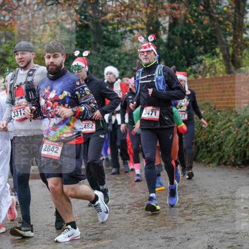 07.12.2025 - St. Pauli X-Mass-Run No. 15 Michael Burmester http://msf.ph/oto/9408296 07.12.2025 11:26:04 Laufen 312, 3313, 5, 2842, 482, 3471, 127 meine-sportfotos.de