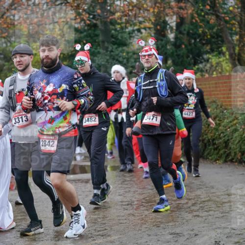 07.12.2025 - St. Pauli X-Mass-Run No. 15 Michael Burmester http://msf.ph/oto/9408299 07.12.2025 11:26:04 Laufen 331, 3313, 2842, 3482, 3471, 4427 meine-sportfotos.de