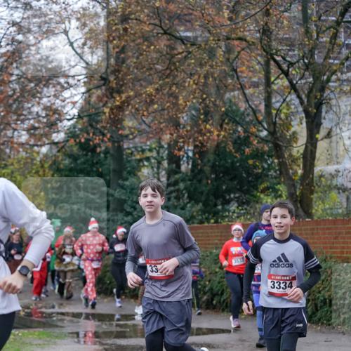 07.12.2025 - St. Pauli X-Mass-Run No. 15 Michael Burmester http://msf.ph/oto/9408304 07.12.2025 09:43:36 Laufen 33, 3537, 53, 5, 3334 meine-sportfotos.de