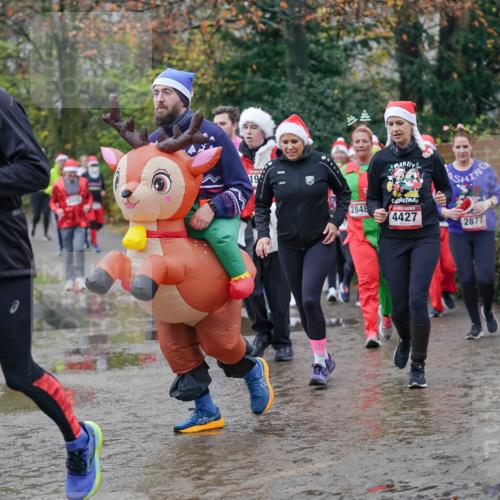 07.12.2025 - St. Pauli X-Mass-Run No. 15 Michael Burmester http://msf.ph/oto/9408317 07.12.2025 11:26:06 Laufen 482, 471, 19, 2848, 4427, 2877, 4426 meine-sportfotos.de