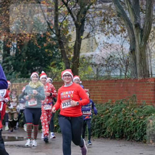 07.12.2025 - St. Pauli X-Mass-Run No. 15 Michael Burmester http://msf.ph/oto/9408336 07.12.2025 09:43:39 Laufen 800, 3944, 3537, 3535 meine-sportfotos.de