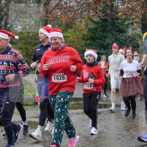 07.12.2025 - St. Pauli X-Mass-Run No. 15 Michael Burmester http://msf.ph/oto/9408377 07.12.2025 11:26:12 Laufen 3449, 1926, 2759, 2445, 2624, 12 meine-sportfotos.de