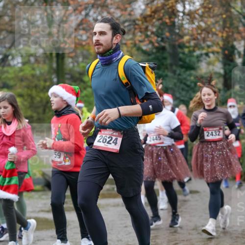 07.12.2025 - St. Pauli X-Mass-Run No. 15 Michael Burmester http://msf.ph/oto/9408380 07.12.2025 11:26:13 Laufen 59, 15, 2624, 2445, 2432 meine-sportfotos.de