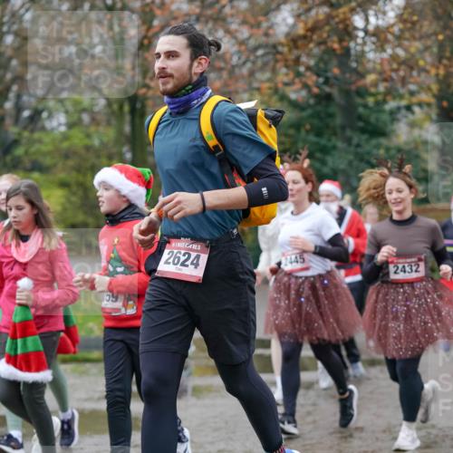 07.12.2025 - St. Pauli X-Mass-Run No. 15 Michael Burmester http://msf.ph/oto/9408383 07.12.2025 11:26:13 Laufen 15, 2624, 2445, 2432 meine-sportfotos.de