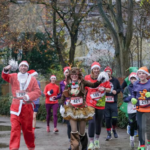 07.12.2025 - St. Pauli X-Mass-Run No. 15 Michael Burmester http://msf.ph/oto/9408388 07.12.2025 09:43:44 Laufen 15, 792, 421, 185, 628, 213 meine-sportfotos.de