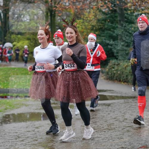 07.12.2025 - St. Pauli X-Mass-Run No. 15 Michael Burmester http://msf.ph/oto/9408395 07.12.2025 11:26:14 Laufen 19, 2445, 15, 2432, 3 meine-sportfotos.de