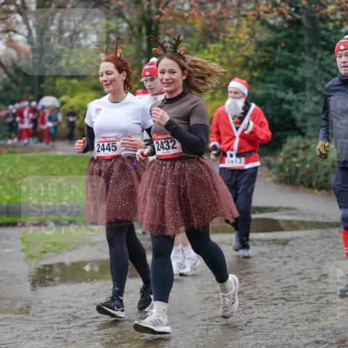 07.12.2025 - St. Pauli X-Mass-Run No. 15 Michael Burmester http://msf.ph/oto/9408398 07.12.2025 11:26:14 Laufen 59, 15, 2445, 2432, 1013, 5225 meine-sportfotos.de