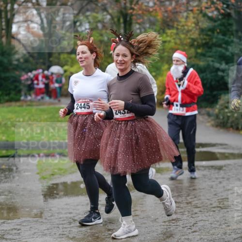 07.12.2025 - St. Pauli X-Mass-Run No. 15 Michael Burmester http://msf.ph/oto/9408401 07.12.2025 11:26:14 Laufen 59, 318, 2445, 2452, 1013 meine-sportfotos.de