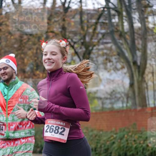07.12.2025 - St. Pauli X-Mass-Run No. 15 Michael Burmester http://msf.ph/oto/9408423 07.12.2025 09:43:48 Laufen 15, 2682 meine-sportfotos.de