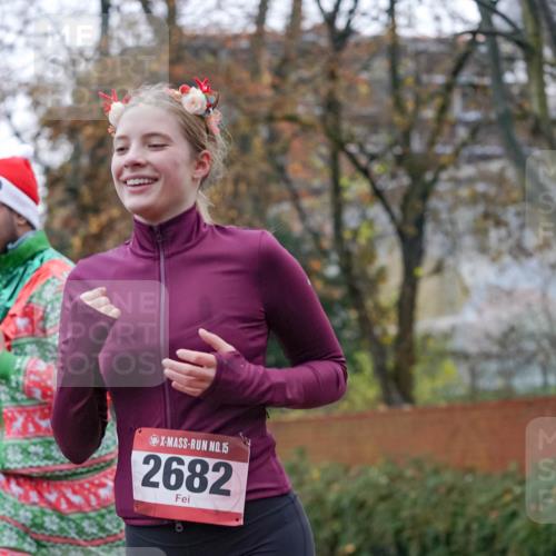07.12.2025 - St. Pauli X-Mass-Run No. 15 Michael Burmester http://msf.ph/oto/9408429 07.12.2025 09:43:48 Laufen 15, 2682 meine-sportfotos.de