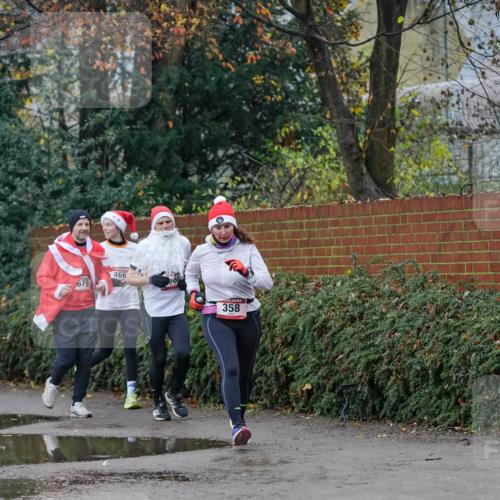 07.12.2025 - St. Pauli X-Mass-Run No. 15 Michael Burmester http://msf.ph/oto/9408438 07.12.2025 09:43:49 Laufen 679, 466, 358 meine-sportfotos.de
