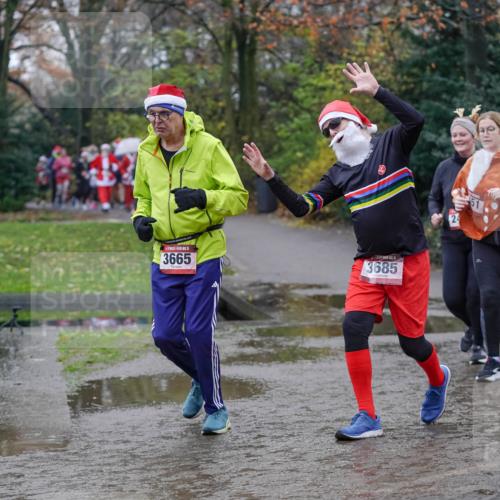 07.12.2025 - St. Pauli X-Mass-Run No. 15 Michael Burmester http://msf.ph/oto/9408440 07.12.2025 11:26:17 Laufen 15, 3665, 15, 3685, 24 meine-sportfotos.de