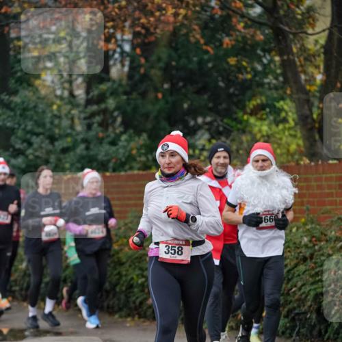 07.12.2025 - St. Pauli X-Mass-Run No. 15 Michael Burmester http://msf.ph/oto/9408444 07.12.2025 09:43:51 Laufen 4624, 15, 358, 366 meine-sportfotos.de