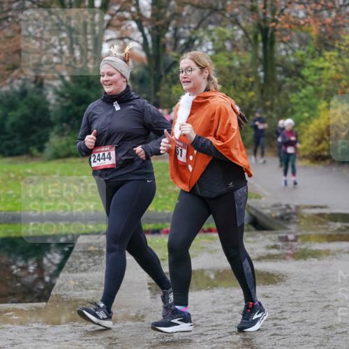 07.12.2025 - St. Pauli X-Mass-Run No. 15 Michael Burmester http://msf.ph/oto/9408479 07.12.2025 11:26:19 Laufen 5, 2444 meine-sportfotos.de