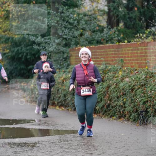 07.12.2025 - St. Pauli X-Mass-Run No. 15 Michael Burmester http://msf.ph/oto/9408485 07.12.2025 11:26:25 Laufen 3925, 3445 meine-sportfotos.de